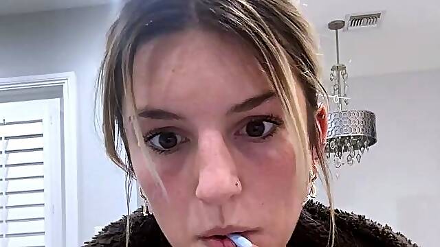 Small titted blond stunner Sarah Peachez masturbating