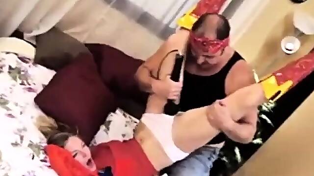 Teen Girls Play Hardcore Spin the Bottle with Blowjobs