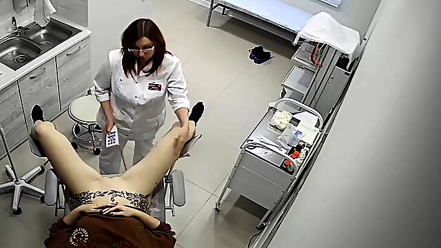 Amateur fucking while on hidden cam