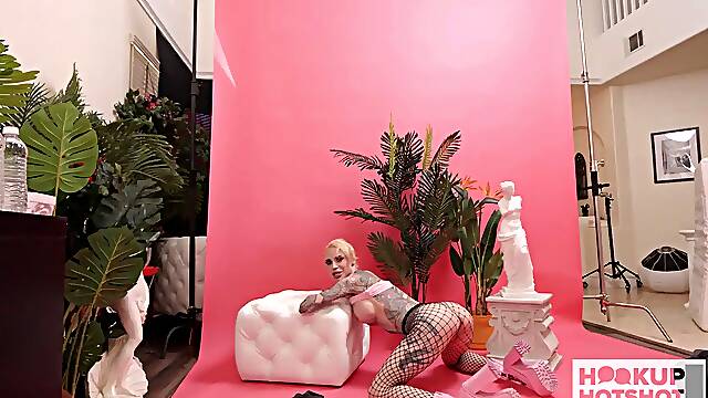 Sasha Beart Teases With Sexy Outfits Before Her Hot Shoot! BTS