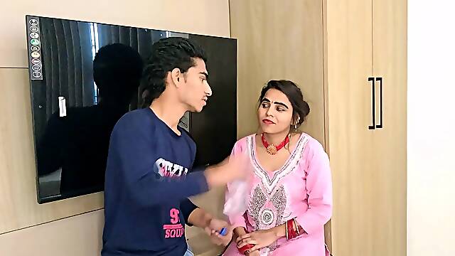 Indian girl with natural boobs fucked by her boyfriend