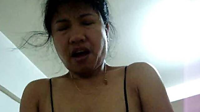Pregnant Filipina cumming on white cock