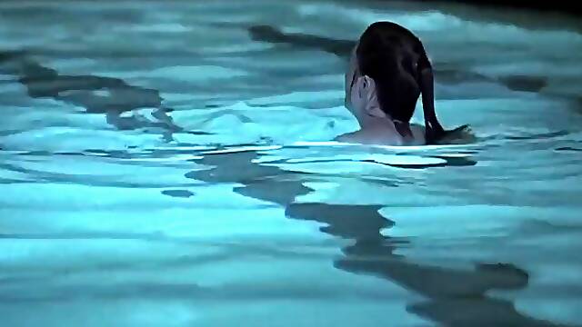 Nastassja Kinski - Nude In Cat People (1982)