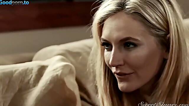 The 1 With On The Couch And Mona Wales