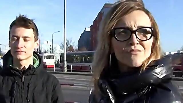 How far will this Czech milf go for money?