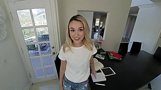 Your Boner Distracts Khloe Kingsley From Studying