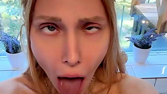 Redhead dominatrix-bitch groans during the time that feeding biggest nipps