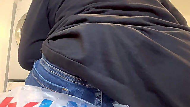 Putting ICE In My Pussy For The FIRST Time!