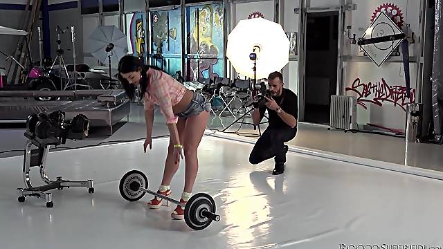 Sporty Daniella Margot and Jessica Lincoln share a cock at the gym