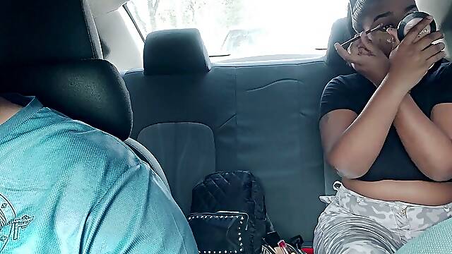 Uber driver persuades me to wank in his car